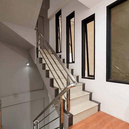 Jotel Guest House Mitra Reddoorz Pulauberayan Εξωτερικό φωτογραφία