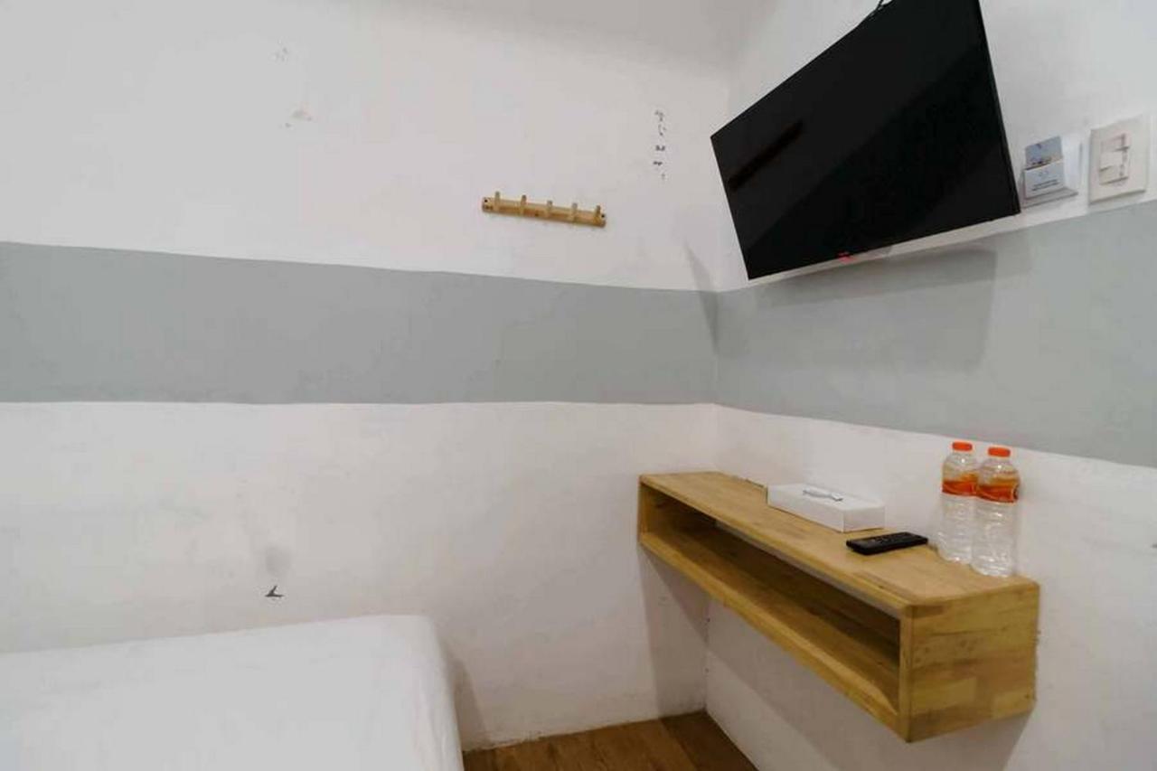 Jotel Guest House Mitra Reddoorz Pulauberayan Εξωτερικό φωτογραφία