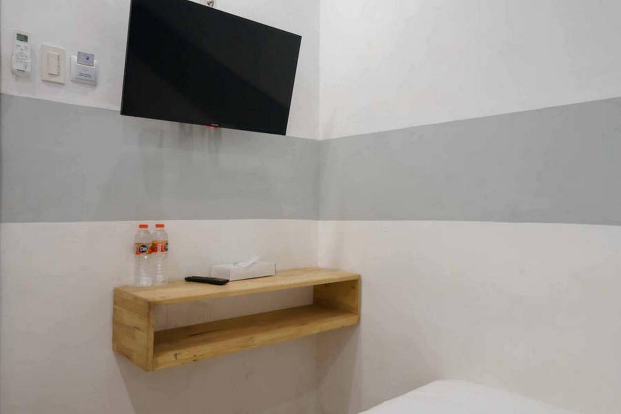 Jotel Guest House Mitra Reddoorz Pulauberayan Εξωτερικό φωτογραφία